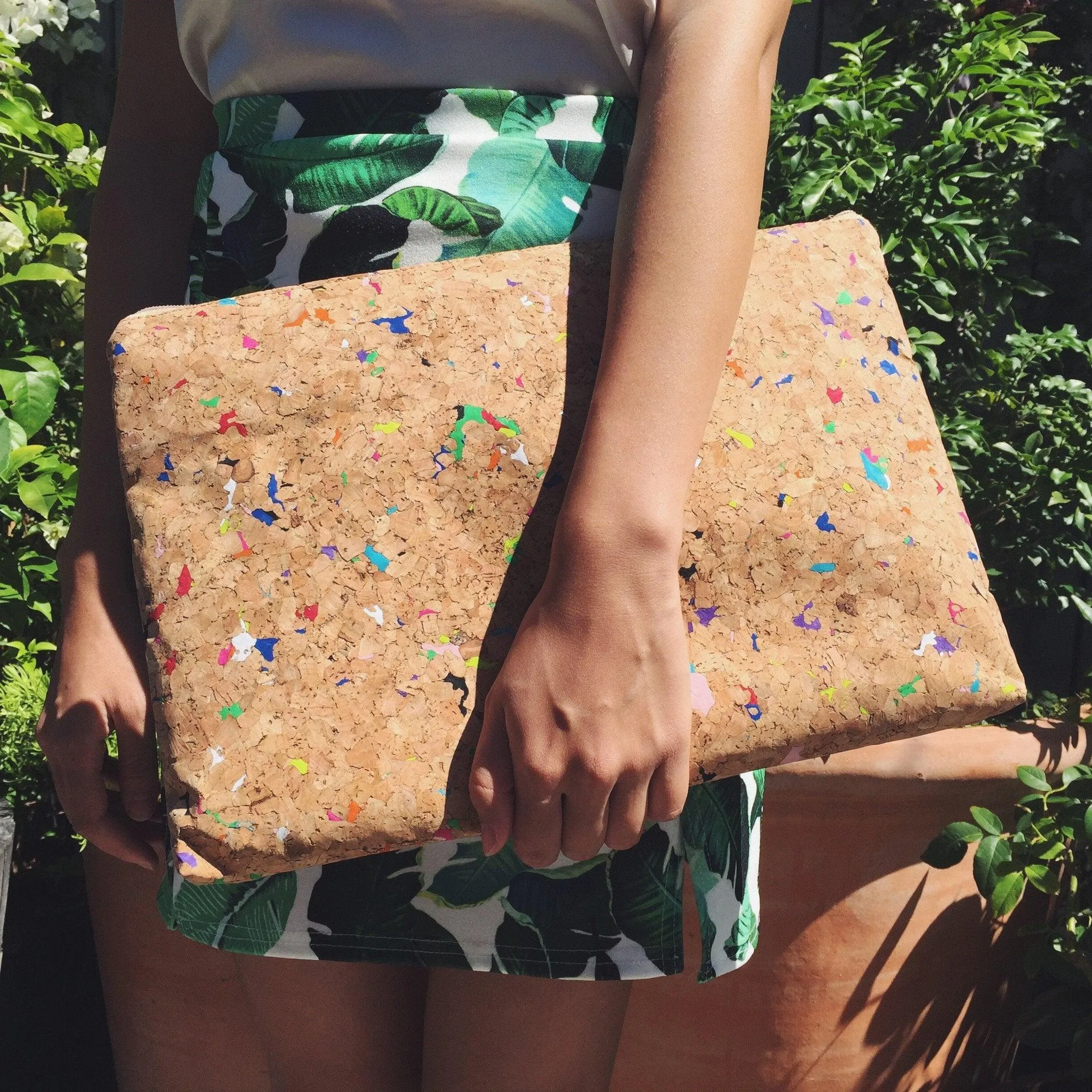 Annie 16" Cork Laptop Case in Vivid