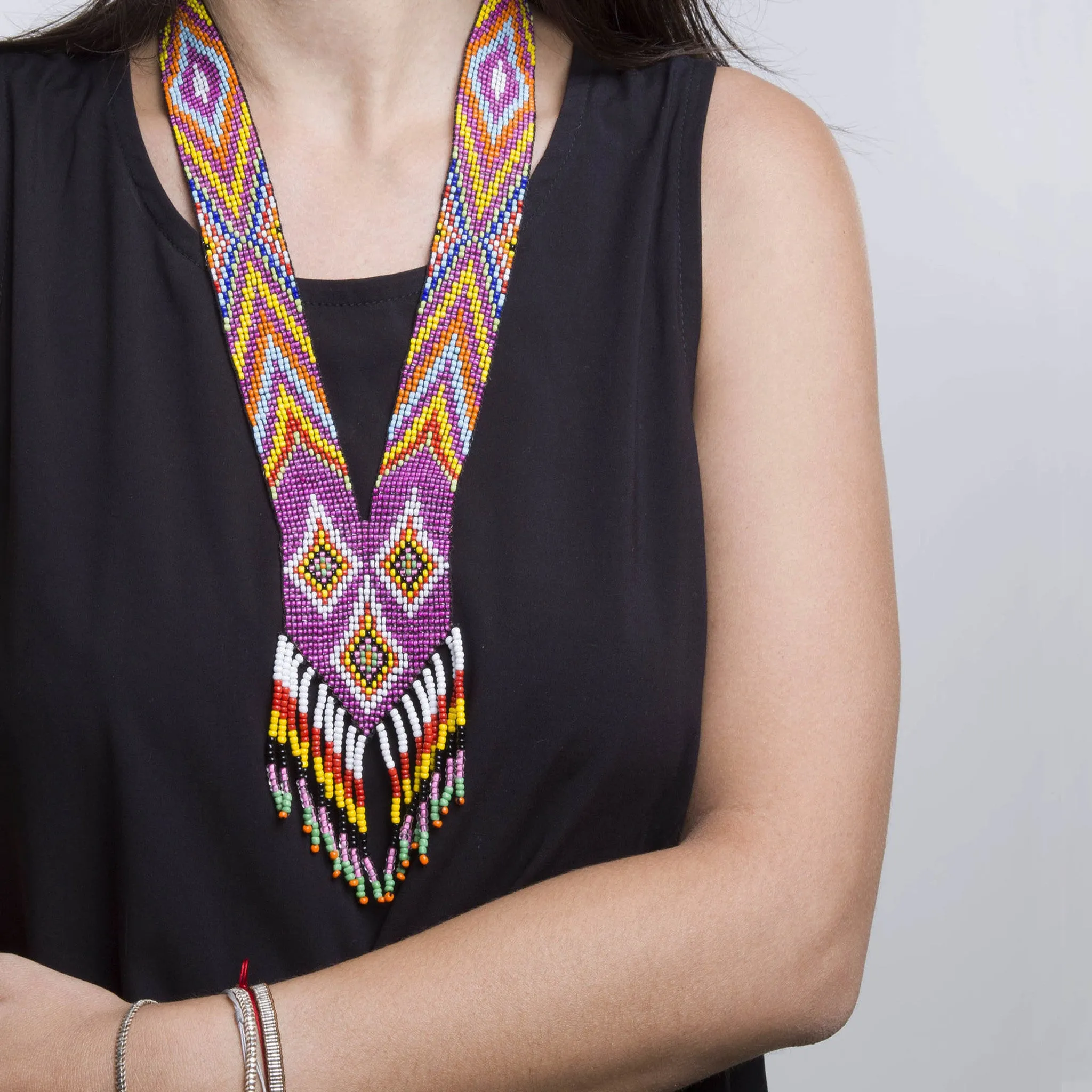 BEADED TIE NECKLACE