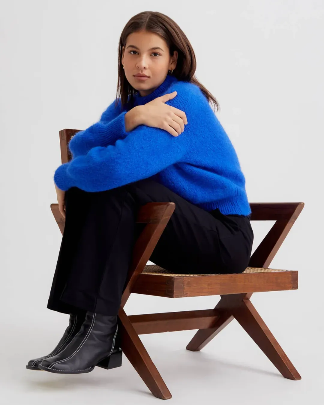 HAILEY - COZY KNITTED SWEATER