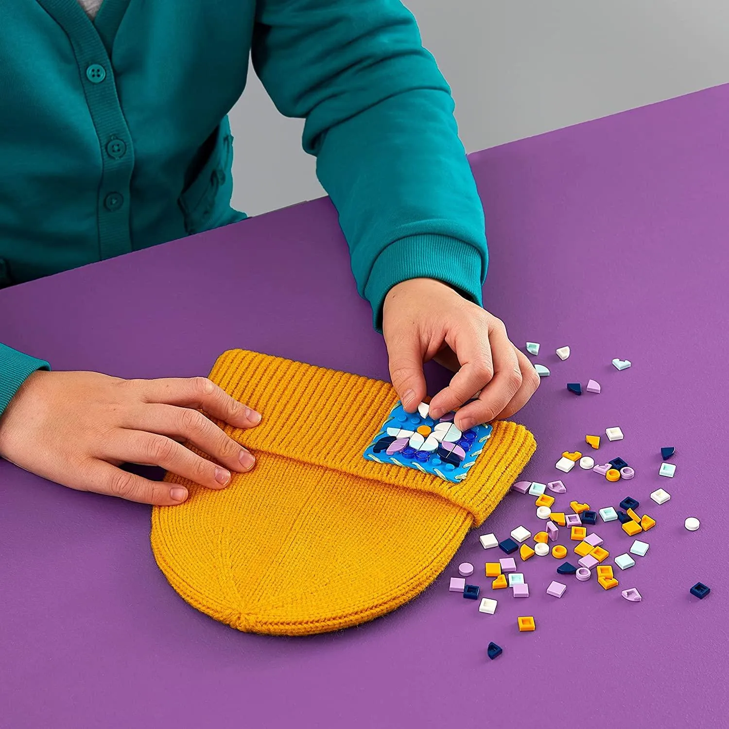 LEGO DOTS Stitch-on Patch DIY Craft Decoration Kit for Ages 8 