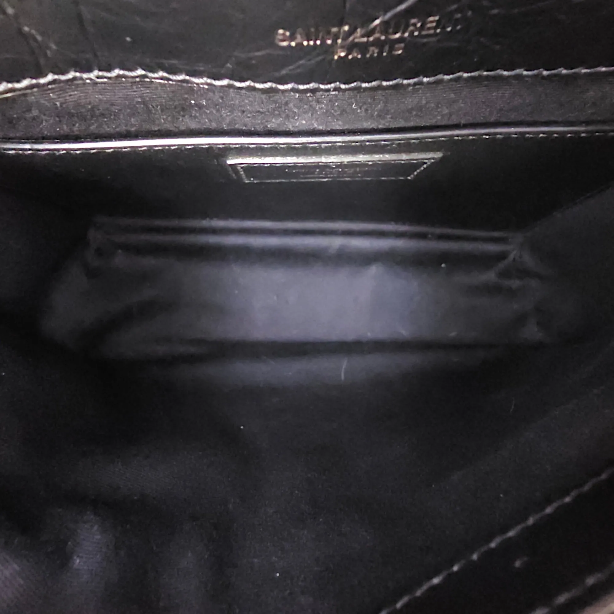 Niki 22x17x5cm Black Crossbody Bag in Distressed Leather, Ruthenium-finish Brass hardware